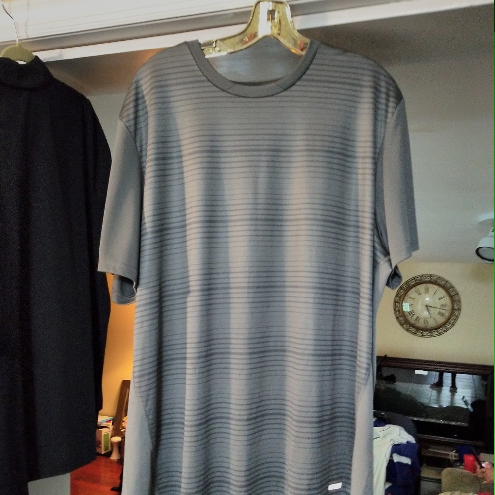 Tek gear gray "training" shirt
